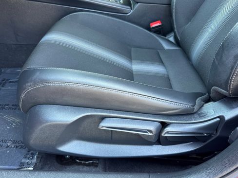 Used 2025 Honda Civic Sport image 15