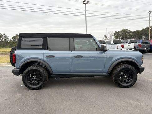 Certified 2023 Ford Bronco Black Diamond image 27