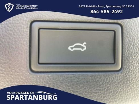 New 2026 Volkswagen Atlas SE image 9