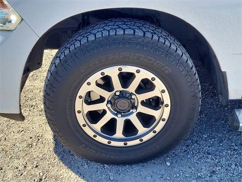 Used 2019 RAM 1500 Express image 5