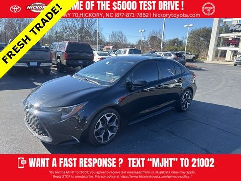 Used 2020 Toyota Corolla LE w/ Phone Cable & Charge Package image 1