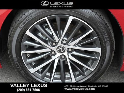 Certified 2022 Lexus ES 350 w/ Premium Package FWD image 6