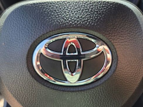 Used 2024 Toyota Corolla SE FWD image 29