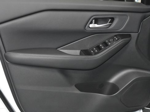 New 2026 Nissan Rogue SV w/ Cold Weather Package FWD image 3