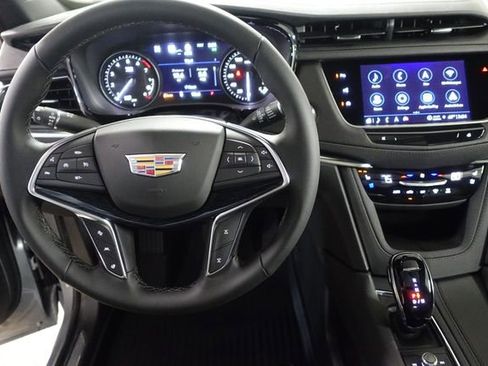 New 2026 Cadillac XT5 Premium Luxury w/ Driver Assist Package image 11