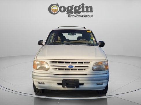 Used 1995 Ford Explorer Eddie Bauer RWD image 8