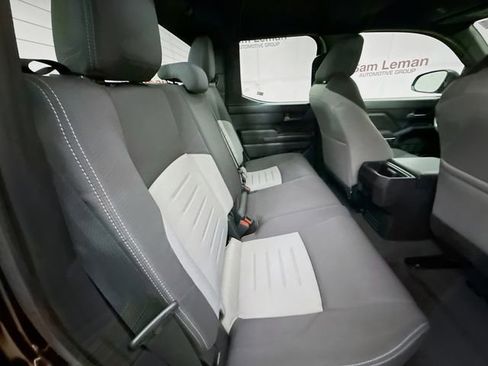 Used 2025 Toyota Tacoma TRD Sport image 26