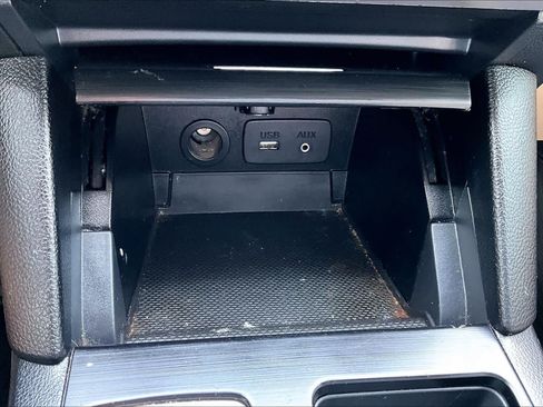 Used 2018 Subaru Outback 2.5i AWD/4WD image 32