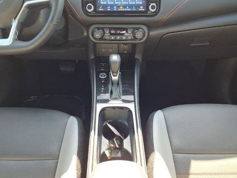 Certified 2024 Nissan Kicks SR w/ SR Premium Package FWD image 11