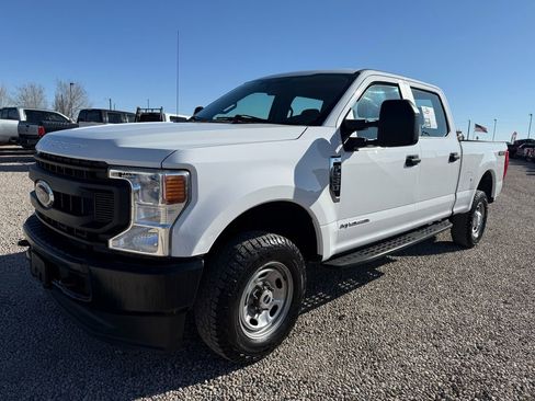 Used 2021 Ford F250 XL w/ Power Equipment Group image 5