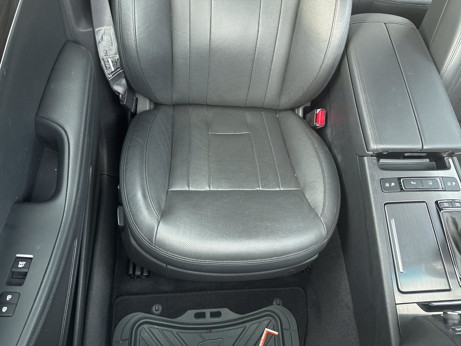 Used 2019 Genesis G80 3.8 w/ Sport Package 02 RWD image 12