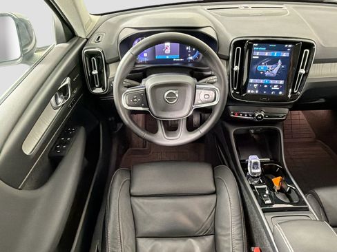 Certified 2023 Volvo XC40 B5 Plus w/ Driver Assist Package image 23