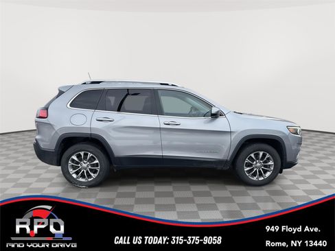 Used 2020 Jeep Cherokee Latitude Plus w/ Cold Weather Group image 6