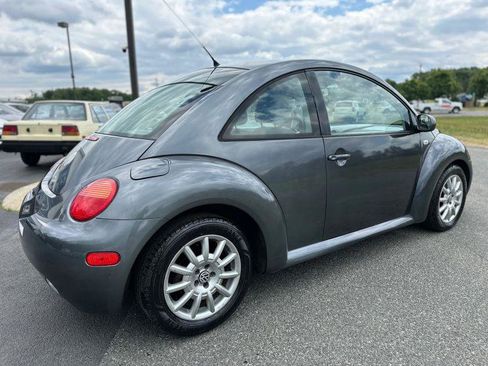 Used 2003 Volkswagen Beetle GL FWD image 5