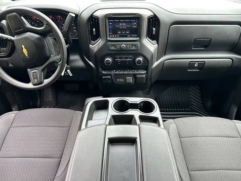 Certified 2022 Chevrolet Silverado 2500 Custom w/ Custom Value Package AWD/4WD image 21