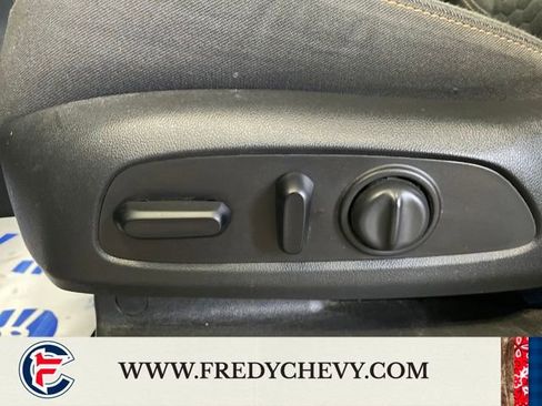 Used 2020 Chevrolet Equinox LT image 33