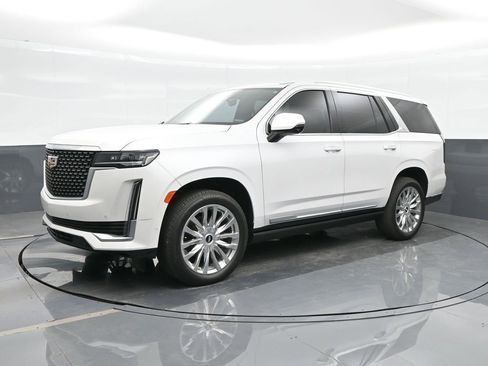 Used 2023 Cadillac Escalade Premium Luxury w/ Performance Package image 1