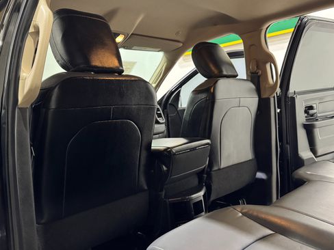 Used 2020 RAM 3500 Tradesman w/ Chrome Appearance Group image 18