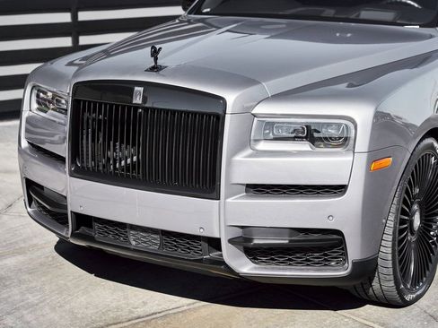 Used 2023 Rolls-Royce Cullinan AWD/4WD image 7