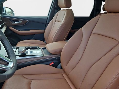 Used 2025 Audi Q7 3.0T Premium Plus w/ Premium Plus Package image 19