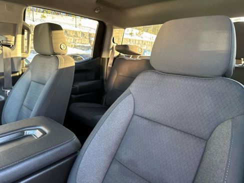 Used 2024 Chevrolet Silverado 1500 Custom image 16