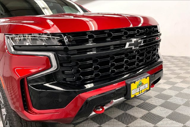 Used 2024 Chevrolet Tahoe Z71 w/ Luxury Package AWD/4WD image 35