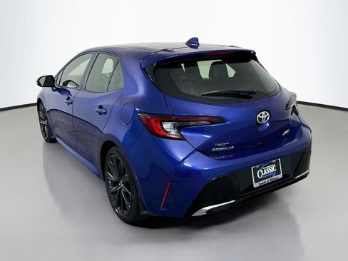 Used 2025 Toyota Corolla XSE FWD image 5