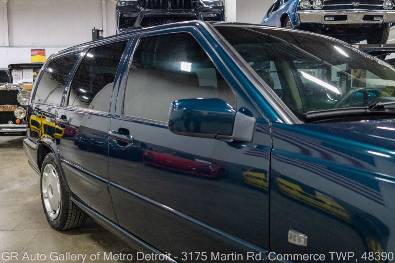 Used 1998 Volvo V70 FWD image 24