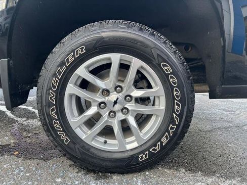 Used 2021 Chevrolet Silverado 1500 RST image 4