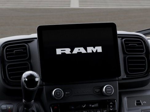 New 2025 RAM ProMaster 3500 w/ Premium Convenience Group FWD image 18