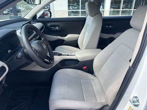 Used 2023 Honda HR-V LX image 19