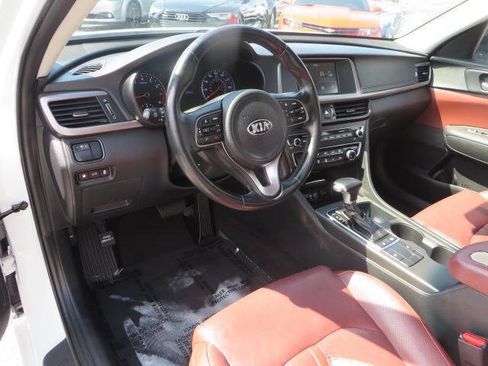 Used 2017 Kia Optima LX w/ Value Package FWD image 11