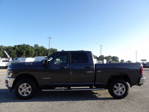 Used 2026 RAM 2500 Big Horn AWD/4WD image 65