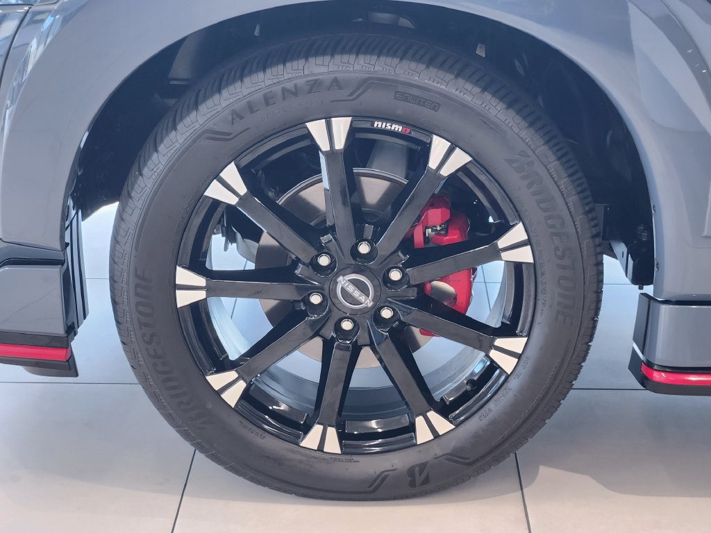 Used 2026 Nissan Armada NISMO AWD/4WD image 11