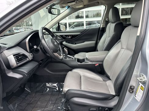 Used 2021 Subaru Outback Limited XT image 8