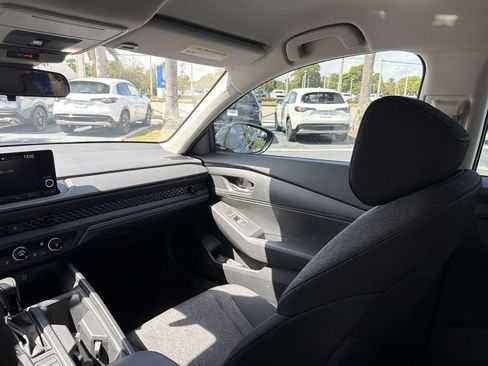 Used 2024 Honda Accord LX image 11