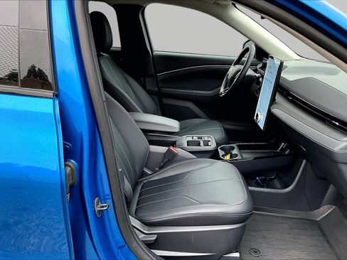 Used 2026 Ford Mustang Mach-E Select w/ Comfort Package Lite RWD image 9
