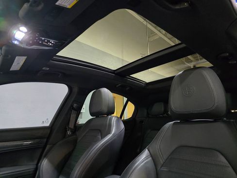 Used 2022 Alfa Romeo Stelvio Quadrifoglio w/ Active Assist Plus Package image 22