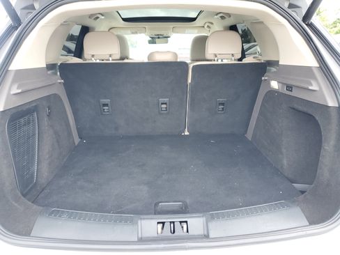 Certified 2022 Lincoln Corsair Reserve image 8