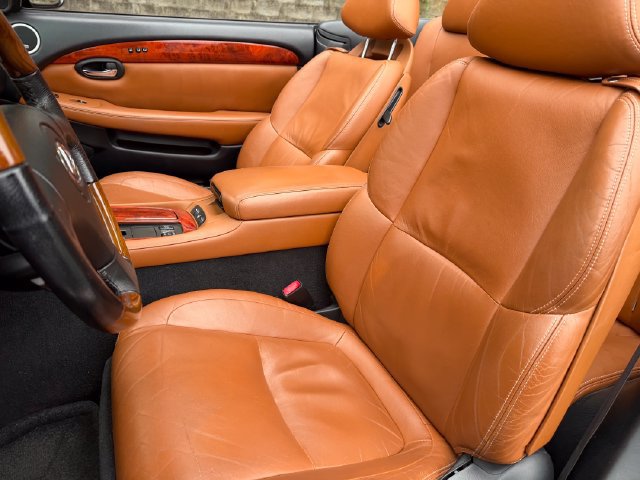 Used 2002 Lexus SC 430 Convertible RWD image 37