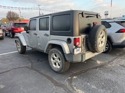 Used 2015 Jeep Wrangler Unlimited Sahara w/ Connectivity Group image 3