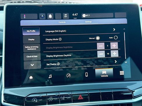 Used 2023 Jeep Compass Latitude image 14