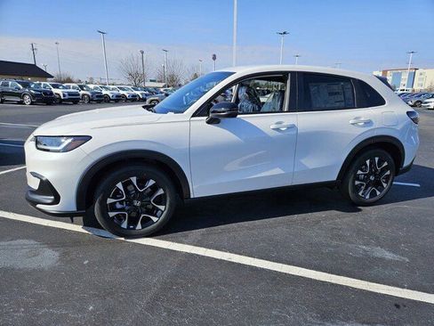 New 2026 Honda HR-V Sport image 3