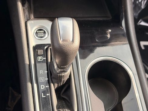 Certified 2024 Nissan Altima 2.5 SV FWD image 24