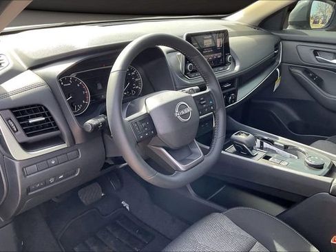 New 2026 Nissan Rogue SV image 7