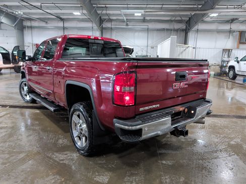 Used 2015 GMC Sierra 2500 SLT w/ Duramax Plus Package image 4