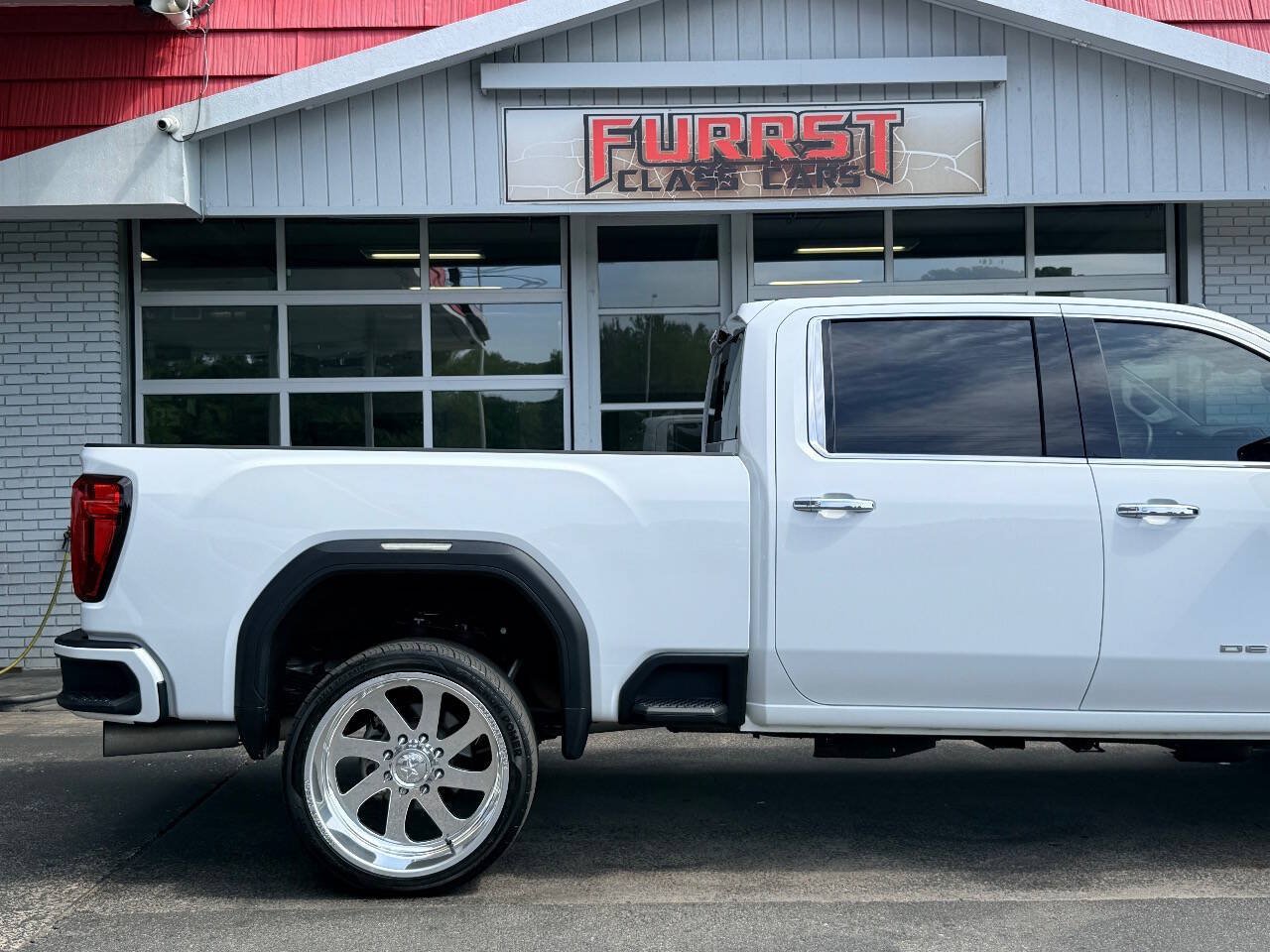 Used 2023 GMC Sierra 2500 Denali w/ Denali Ultimate Package AWD/4WD image 11