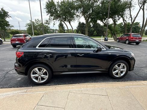 Used 2022 Audi Q3 2.0T Premium Plus w/ Premium Plus Package AWD/4WD image 7