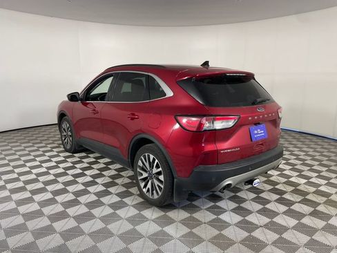 Certified 2020 Ford Escape Titanium AWD/4WD image 13