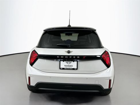 Used 2025 MINI Cooper S FWD image 5